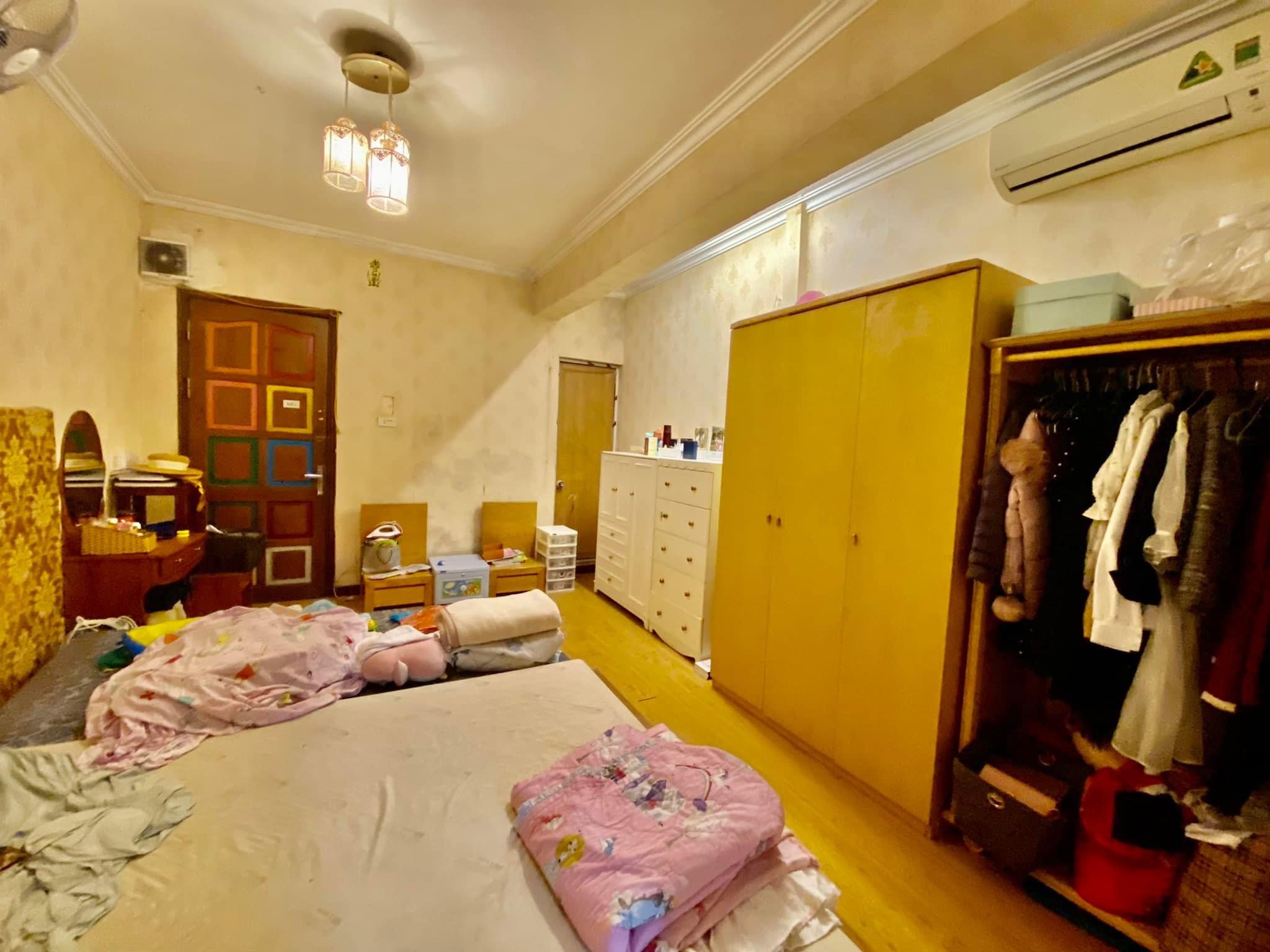 0762DFF1-7121-4F2C-B3CC-D86BDE317A93