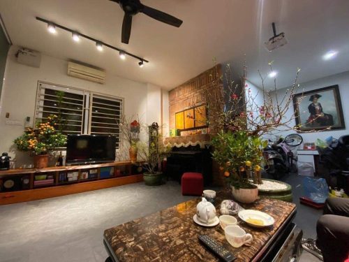 Bán Nhà Phố Hào Nam Đống Đa Giá TL mạnh