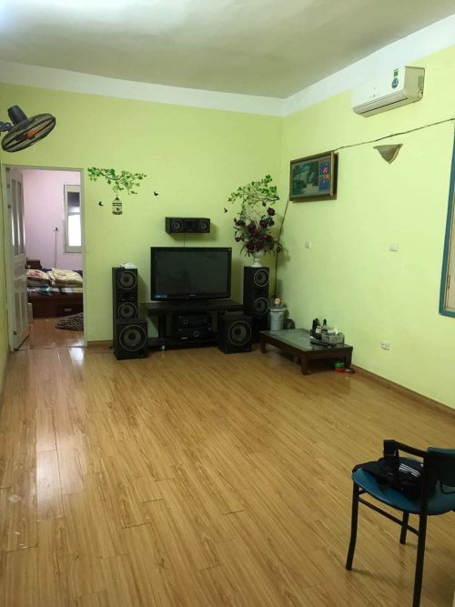 Tập Thể In Tôn Trần10M - 2.4 Tỷ