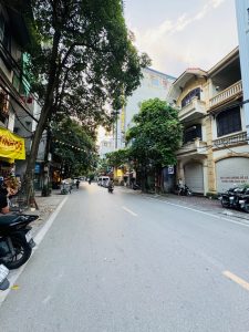 Bán Nhà Mặt Phố Quận Hai Bà Trưng - Kinh Doanh - Giá Rẻ