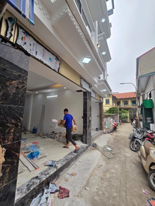 Nhà Mới Gần Phố, Ô Tô Đỗ Cửa, 45m² Chỉ 4.35 Tỷ – Hạ Thái, Liên Ninh