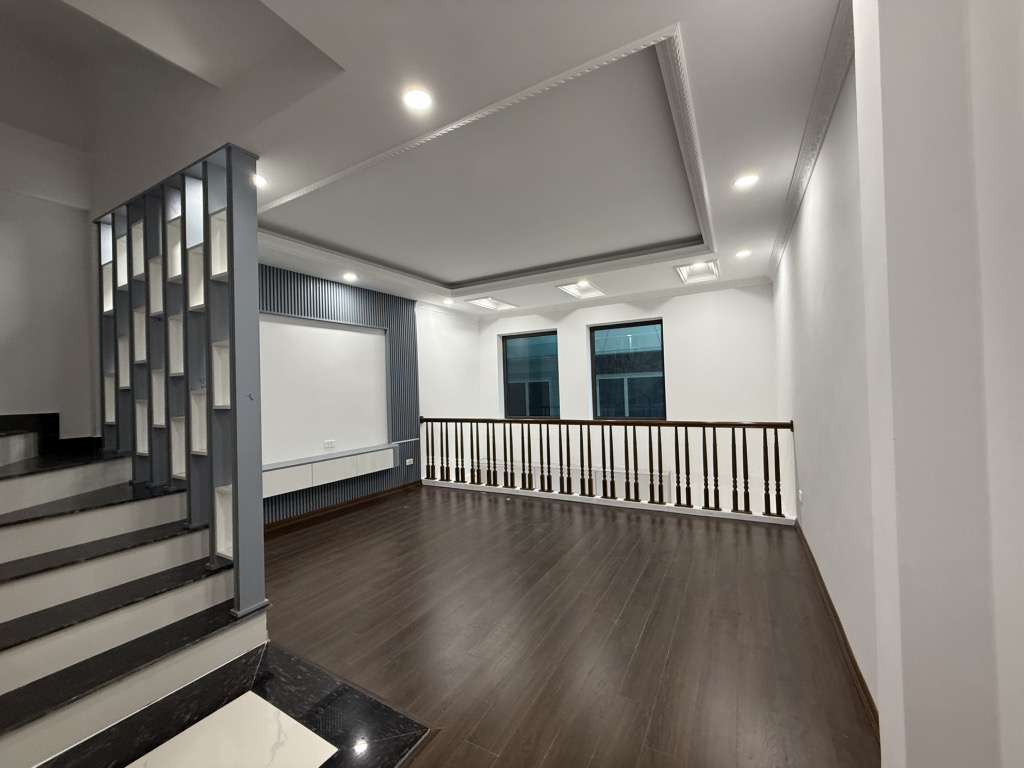 Bán Nhà Mới Tựu Liệt Thanh Trì 37m² - Gần Phố - Mặt Tiền 6m - Nội Thất Đẹp - Sổ Nở Hậu