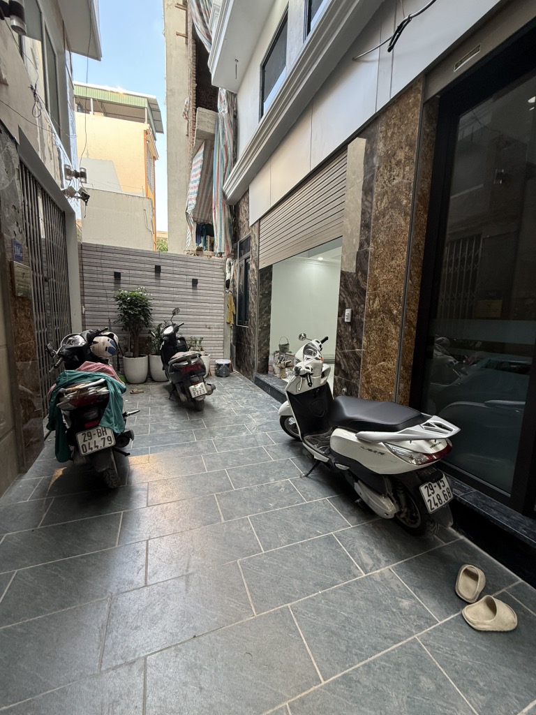 Bán Nhà Mới Tựu Liệt Thanh Trì 37m² - Gần Phố - Mặt Tiền 6m - Nội Thất Đẹp - Sổ Nở Hậu