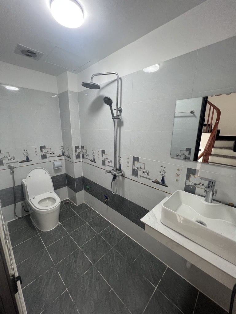 Bán Nhà Xóm Giang Vĩnh Ninh 45m2 Lô Góc 3 Mặt Thoáng