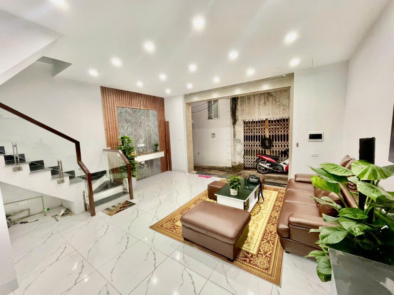 Nhà Thanh Trì 34m2 Nội Thất Đẹp Giá Tốt